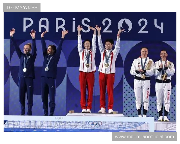 中国跳水队保持稳定发挥，双人项目再度包揽冠亚军